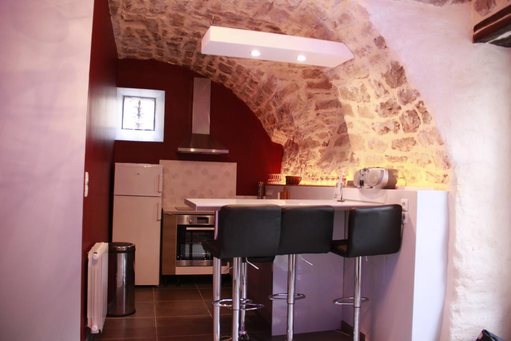 Gite De La Fontaine Paulhe Room photo